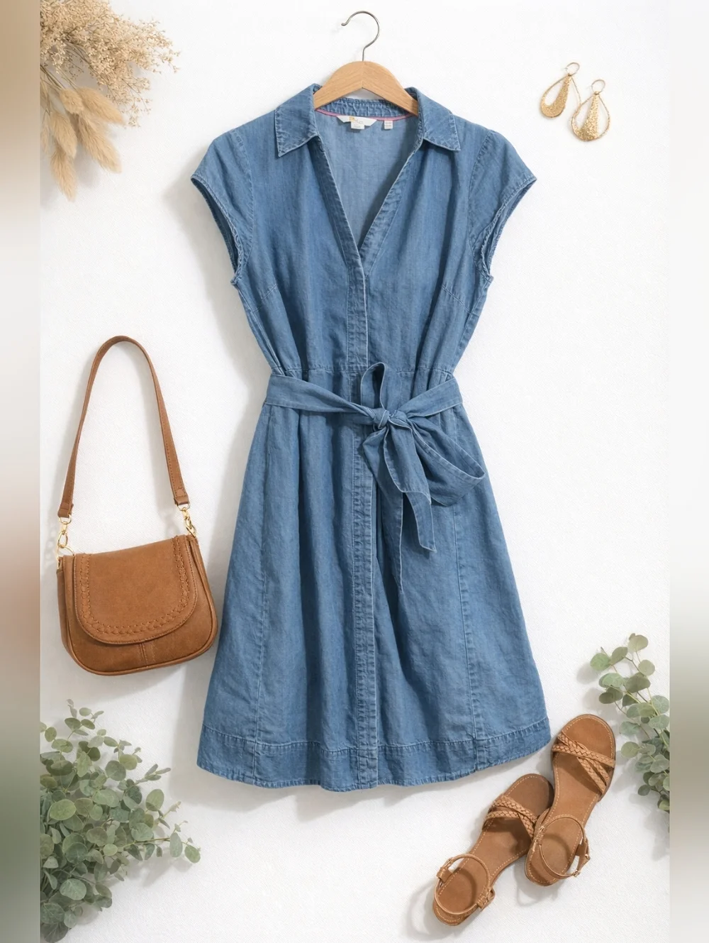Boden Aubrey Denim Midi Chambray Tie-Waist Dress in Light Blue Size US 6 - Picture 1 of 11